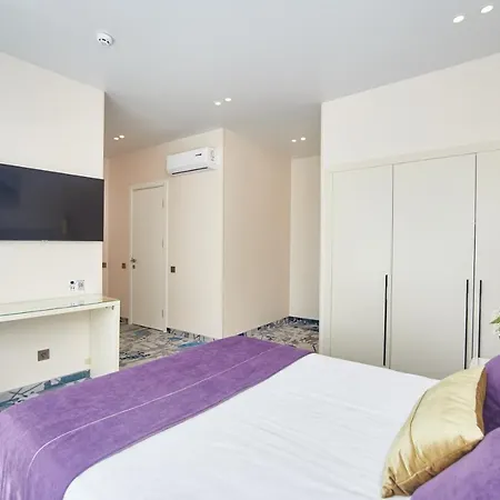 Aparthotel Jupiter 4*
