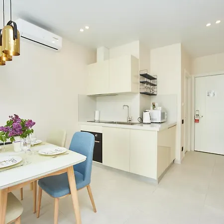 Jupiter Aparthotel 4*