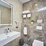 شقة فندقية Jupiter 4*